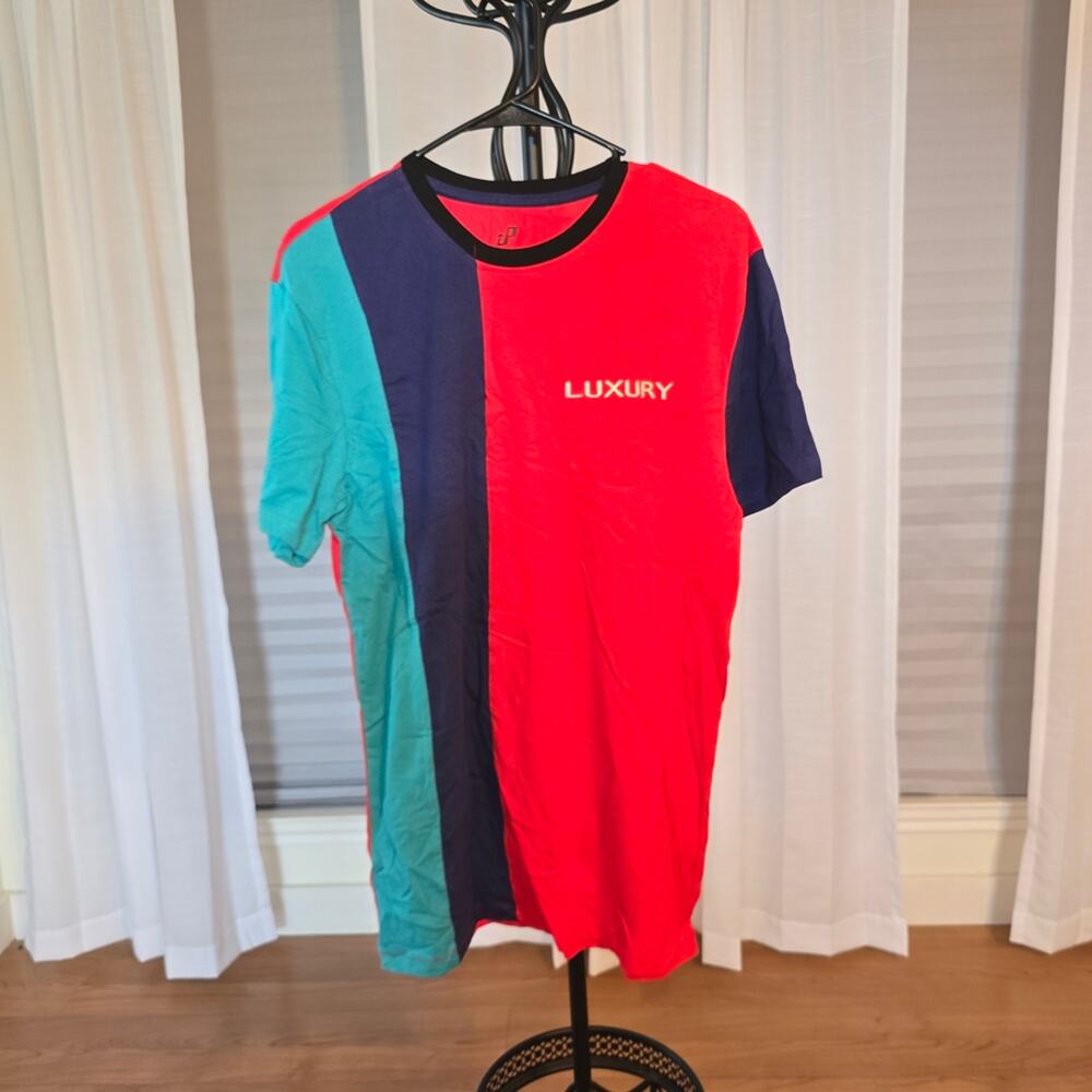 Upstanders Red and Blue T-Shirt Medium EUC
